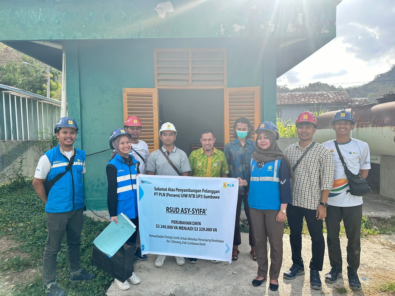 PLN Dukung Optimalisasi Pelayanan Kesehatan di RS Asy-Syifa dengan Penambahan Daya Listrik