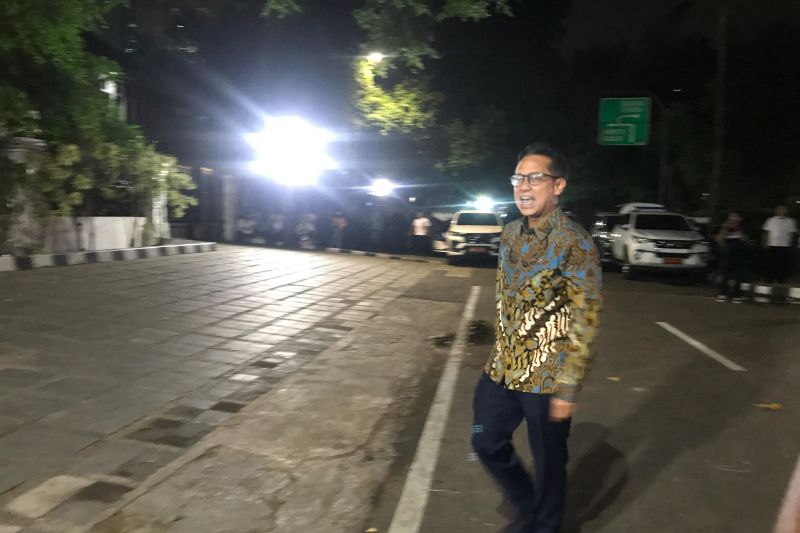 Prabowo Bahas Lowongan Kesehatan dan Dokter bersama Sadikin